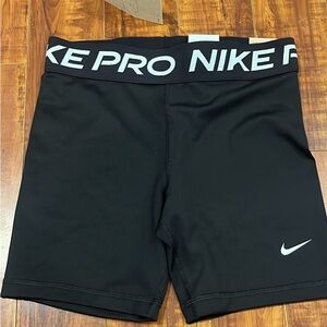 Black Nike pros